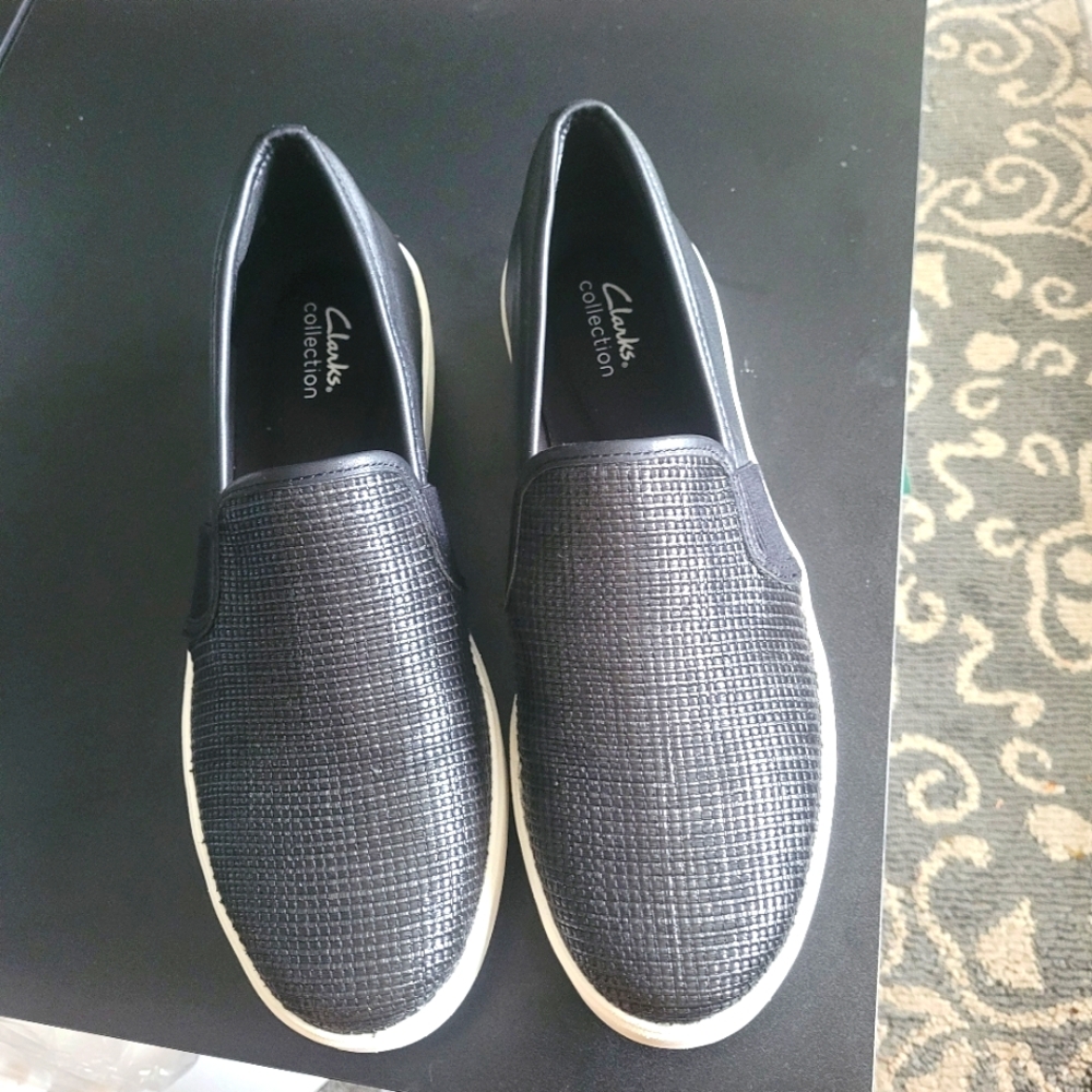 Clarks Black Loafers Sleek Slip-On Shoes